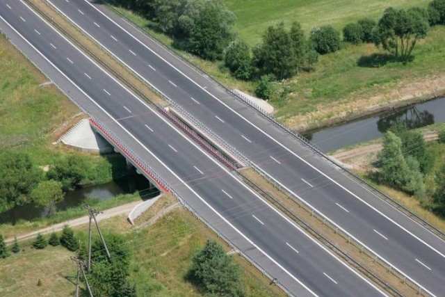 Wzmocnienie nawierzchni na pokrywającym się odcinku dróg krajowych Nr 3 i 6